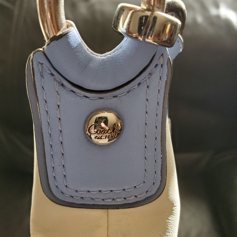 Coach purse - Picture 9 of 9